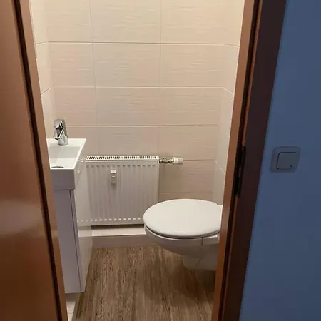 Im Mehrfamilienhaus Апартаменты